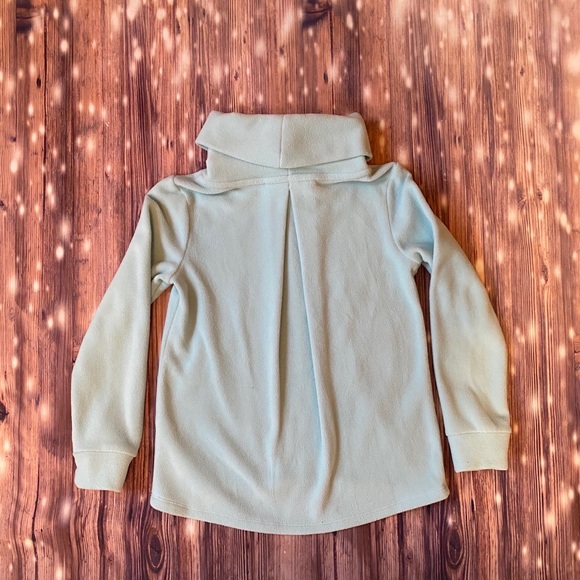 Old Navy fleece top - Picture 5 of 5